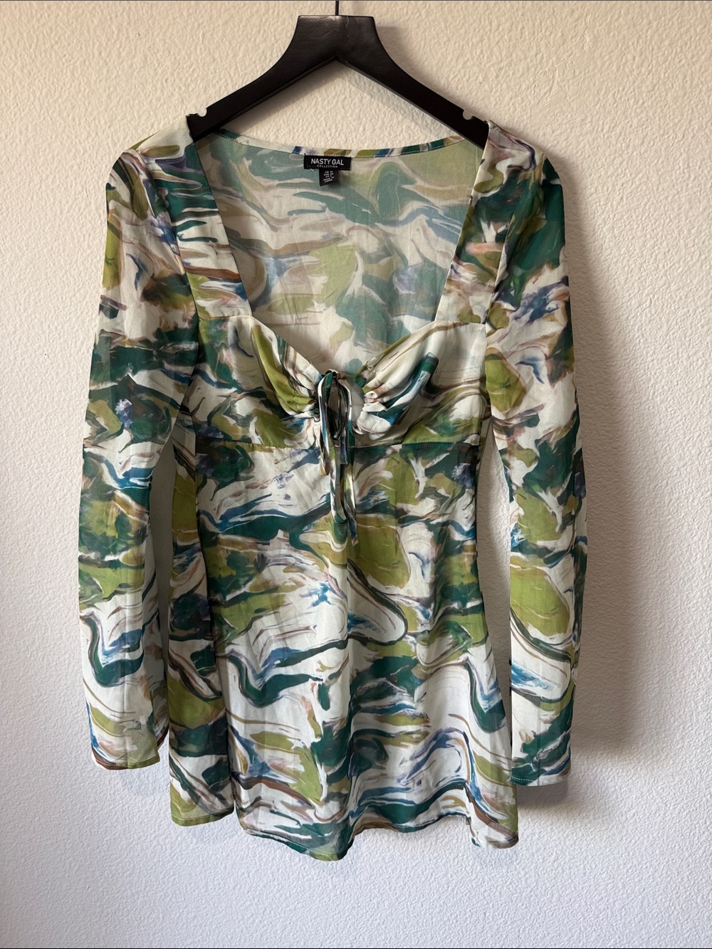 Nasty Gal Green Marble Tie-Front keyhole Long Sleeve Dress